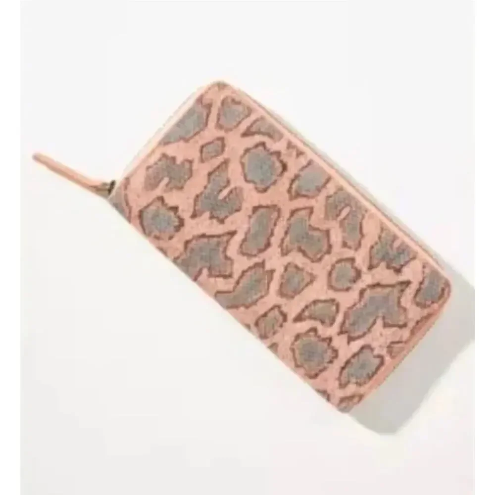 Anthropologie Leather Leopard Print Zip Around Continental Wallet Tan Brown